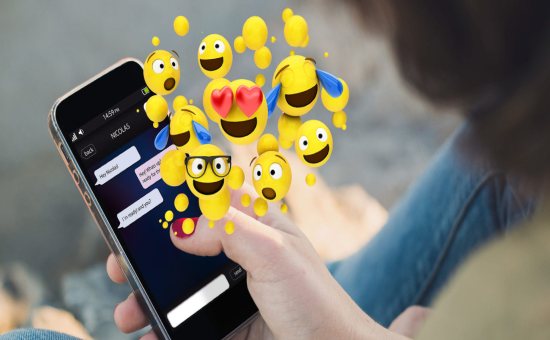 Emoji Trend Report 2019: The Cultural Phenomenon of Emoji | Adobe 1 | Digital Marketing Community Adobe Emojis Trend Report 2020: Emoji Effects Stats
