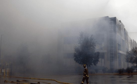 A Massive Amazon Fire in a Warehouse in California | DMC