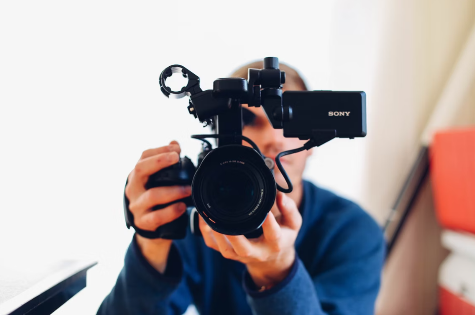 10 Ways to Make a Video Online in 2023 | DMC